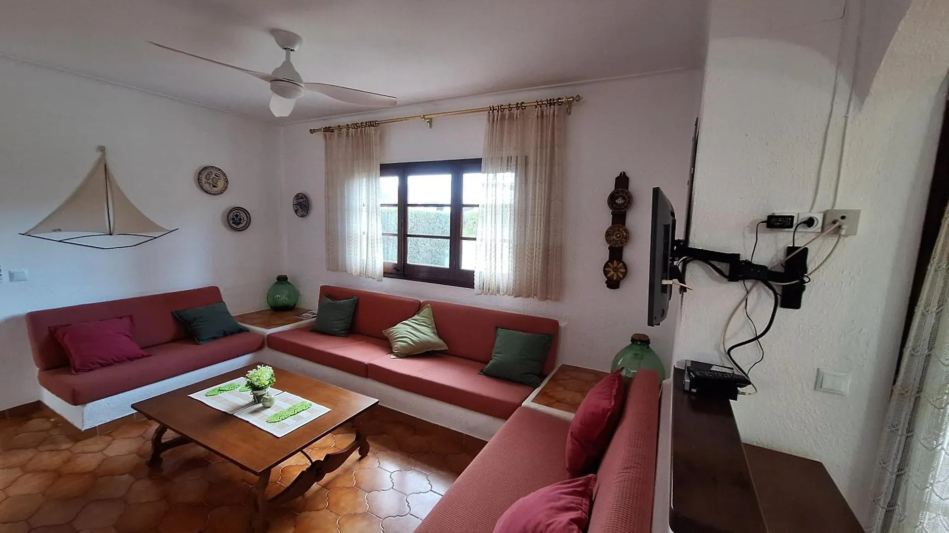 Lestartit Les Acasies 3 L'Estartit Tatil Evi